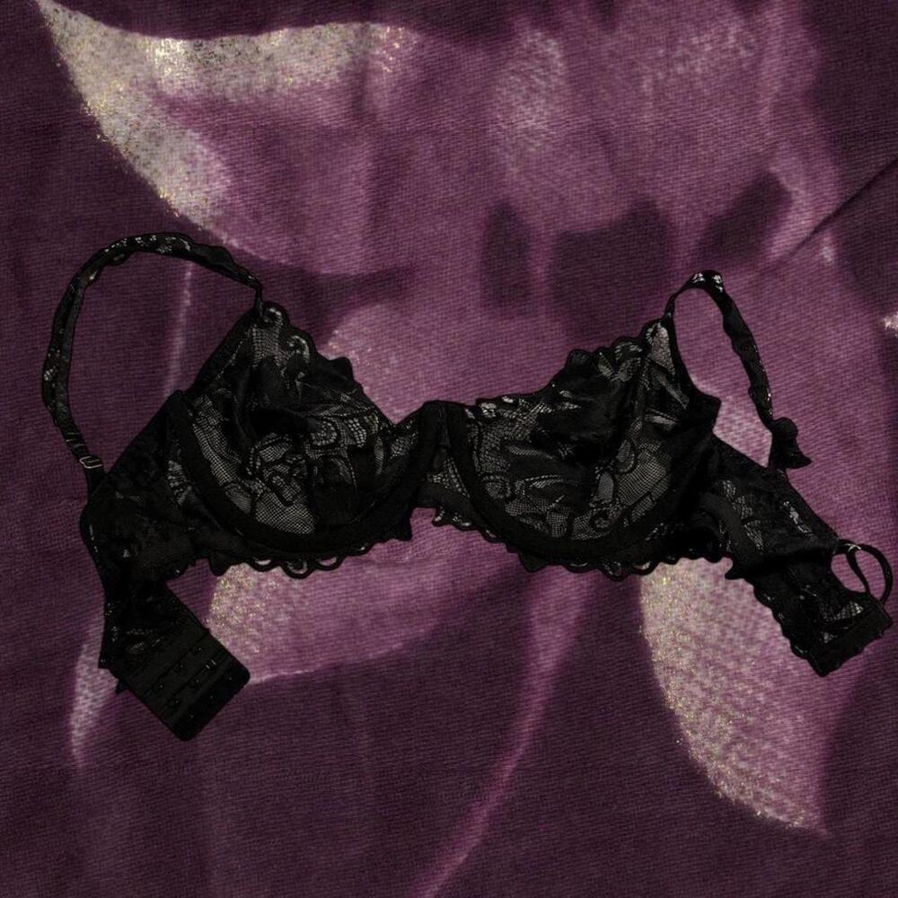Vintage black floral lace bra